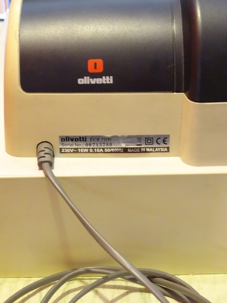 Caisse enregistreuse Olivetti ECR 7100 étiquette